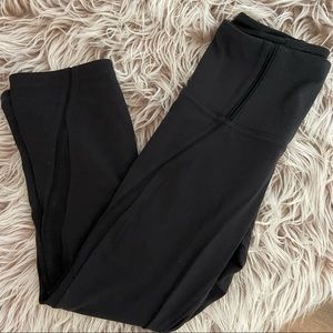 Lululemon Nulu Mesh Panels High Rise Crop 21 Size 4